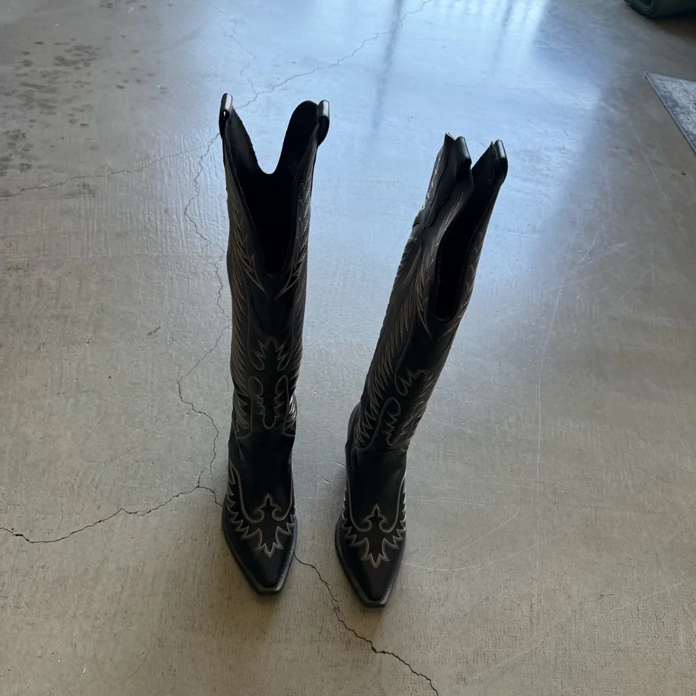 ASOS DESIGN / Chester contrast stitch western knee boot / black - Picture 7 of 17